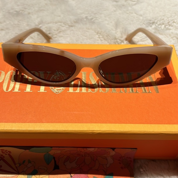 Poppy Lissiman sunglasses - Picture 3 of 6